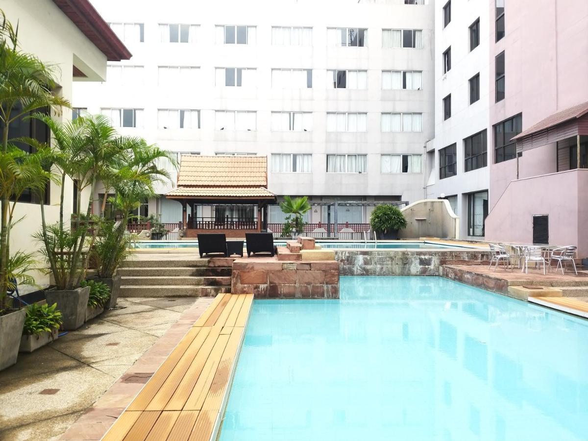 Songphanburi Hotel Супханбури Экстерьер фото