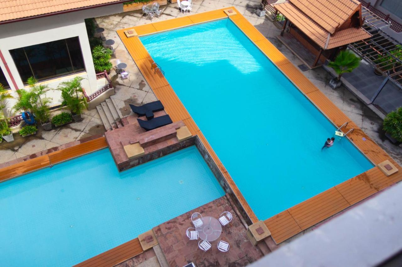 Songphanburi Hotel Супханбури Экстерьер фото
