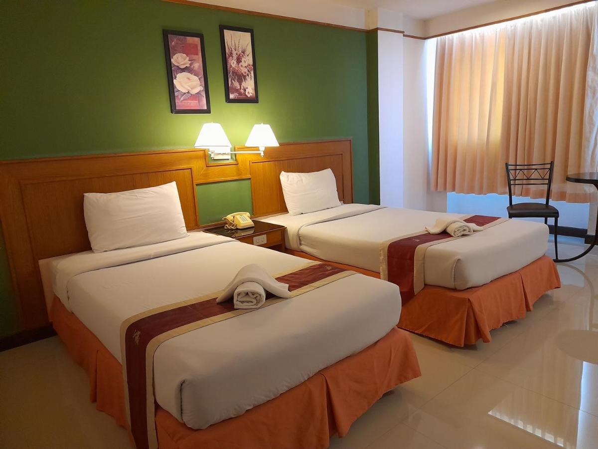 Songphanburi Hotel Супханбури Экстерьер фото