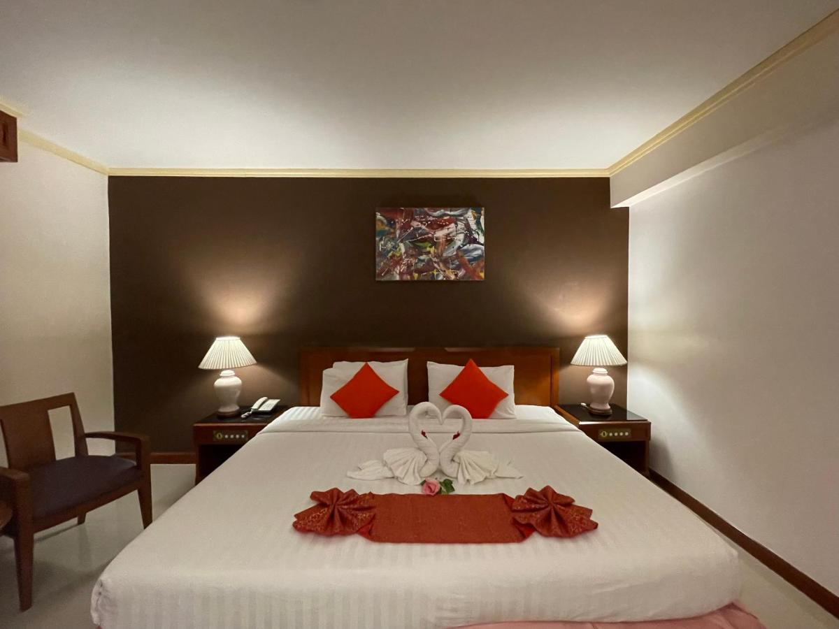 Songphanburi Hotel Супханбури Экстерьер фото