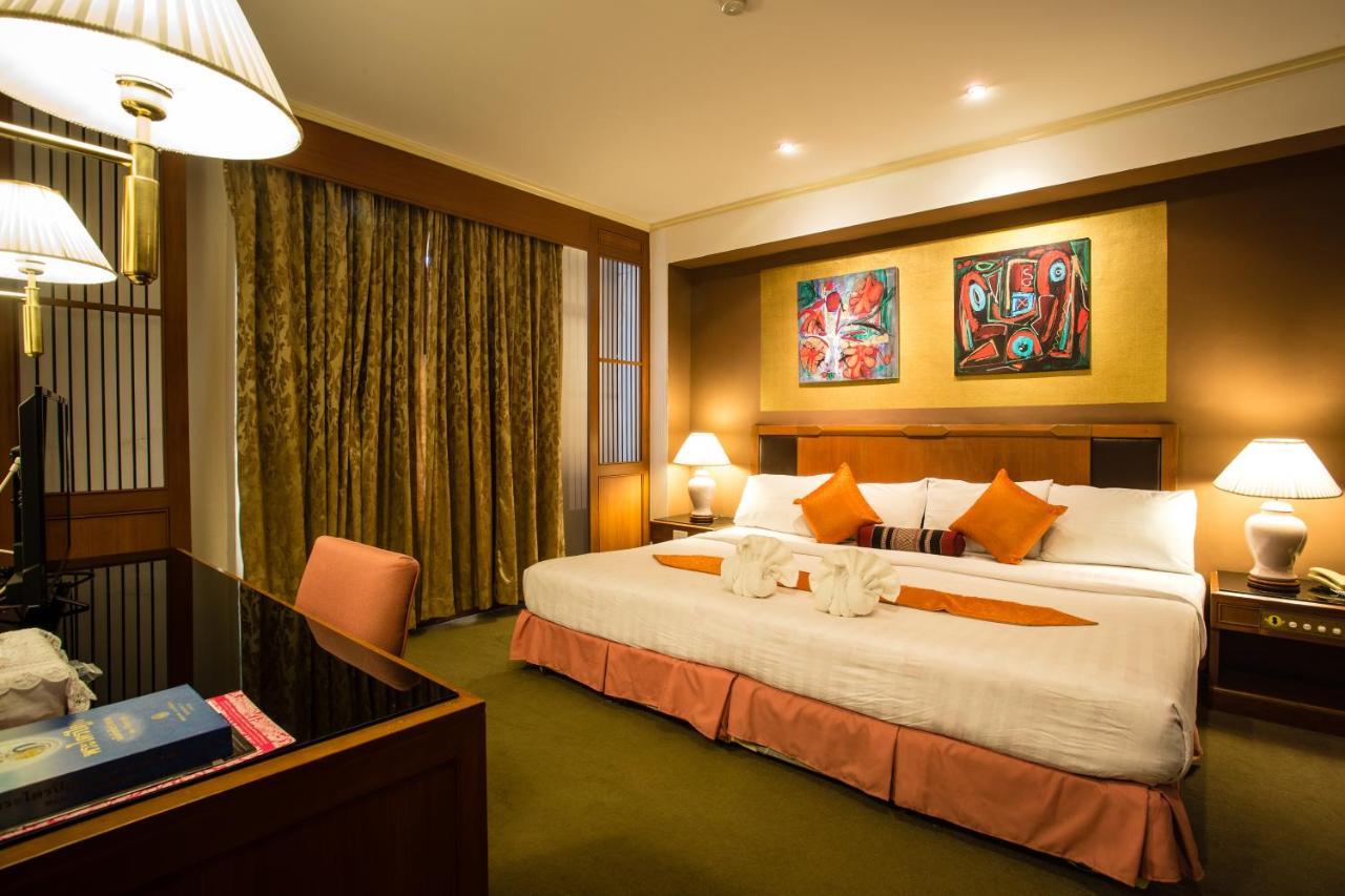 Songphanburi Hotel Супханбури Экстерьер фото